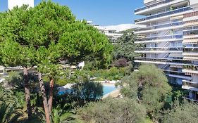 Seli 2 Pieces Classe 52 M2 Terrasse 20M2 Plages Piscine Antibes Juan Parking
